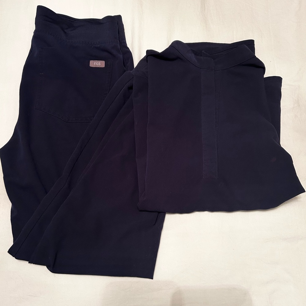 Figs Scrubs - Navy
